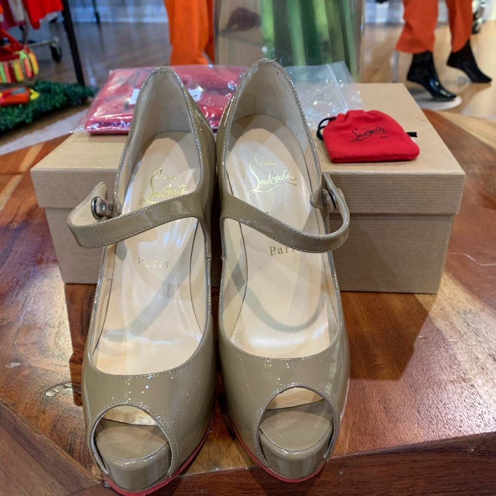 Preloved Christian Louboutin Patent Leather